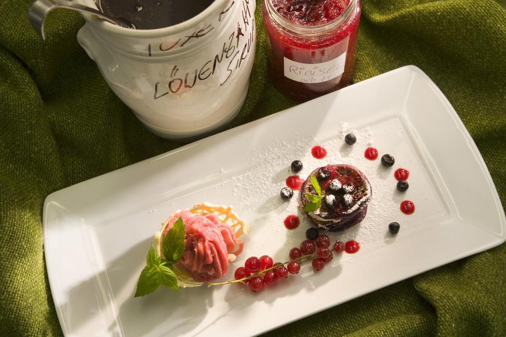 Natur- & Wanderhotel Tuxertal 외부 사진