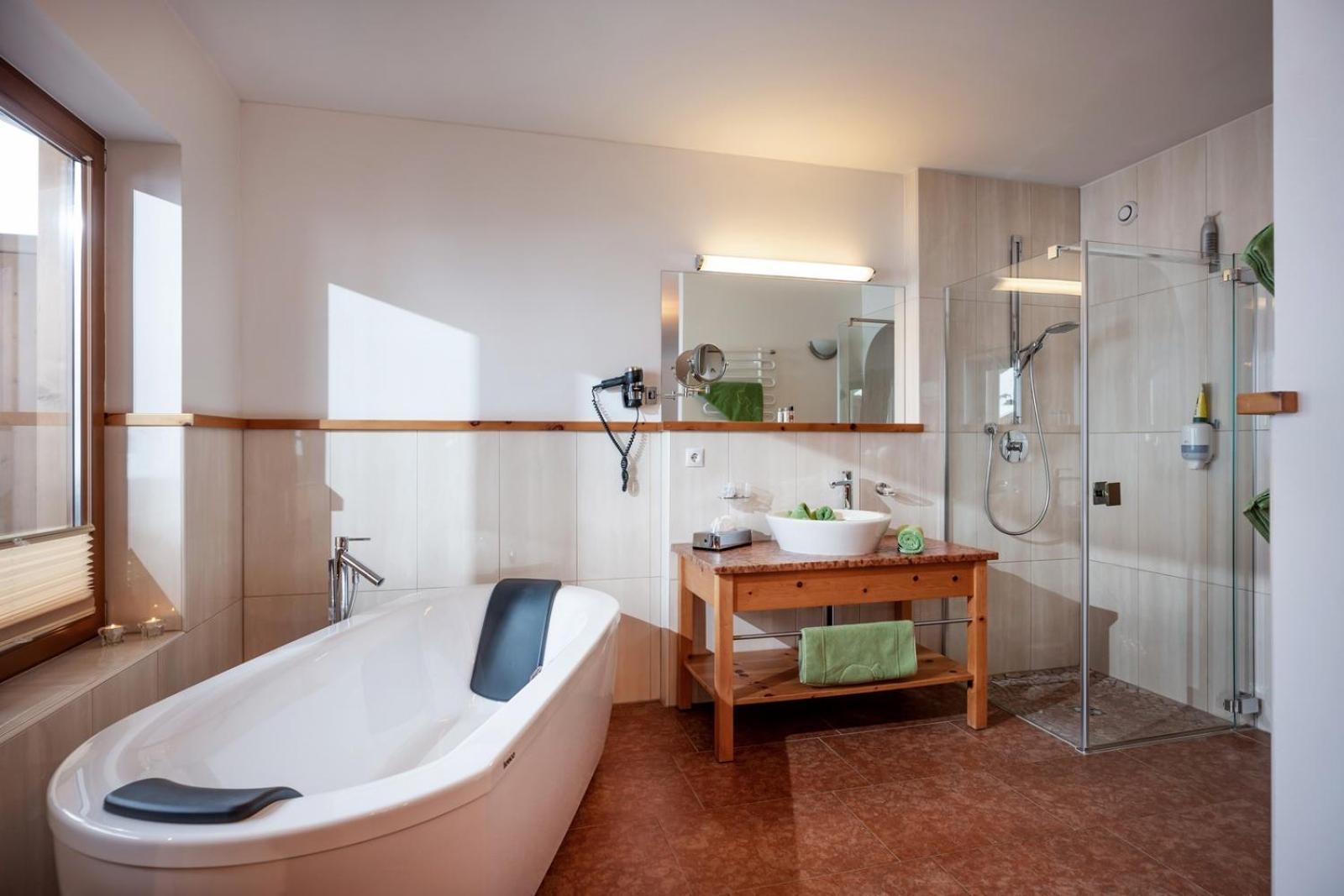 Natur- & Wanderhotel Tuxertal 외부 사진