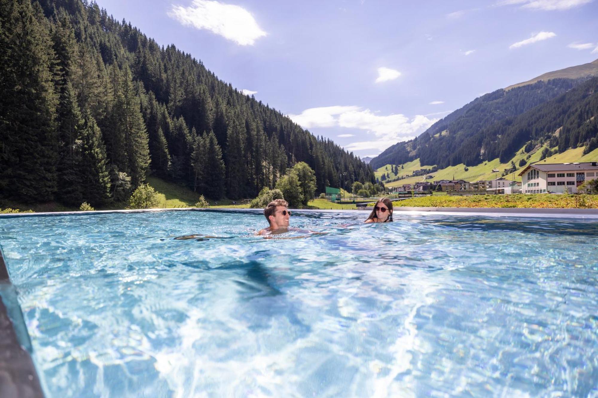 Natur- & Wanderhotel Tuxertal 외부 사진