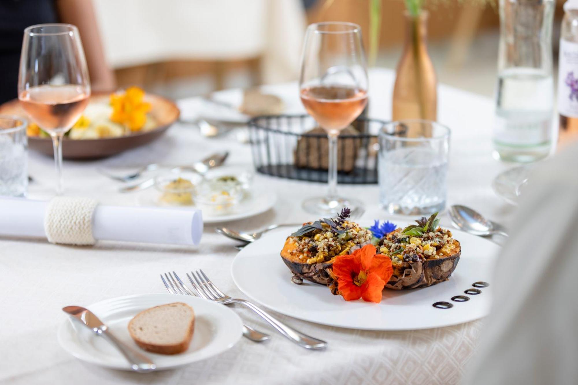 Natur- & Wanderhotel Tuxertal 외부 사진