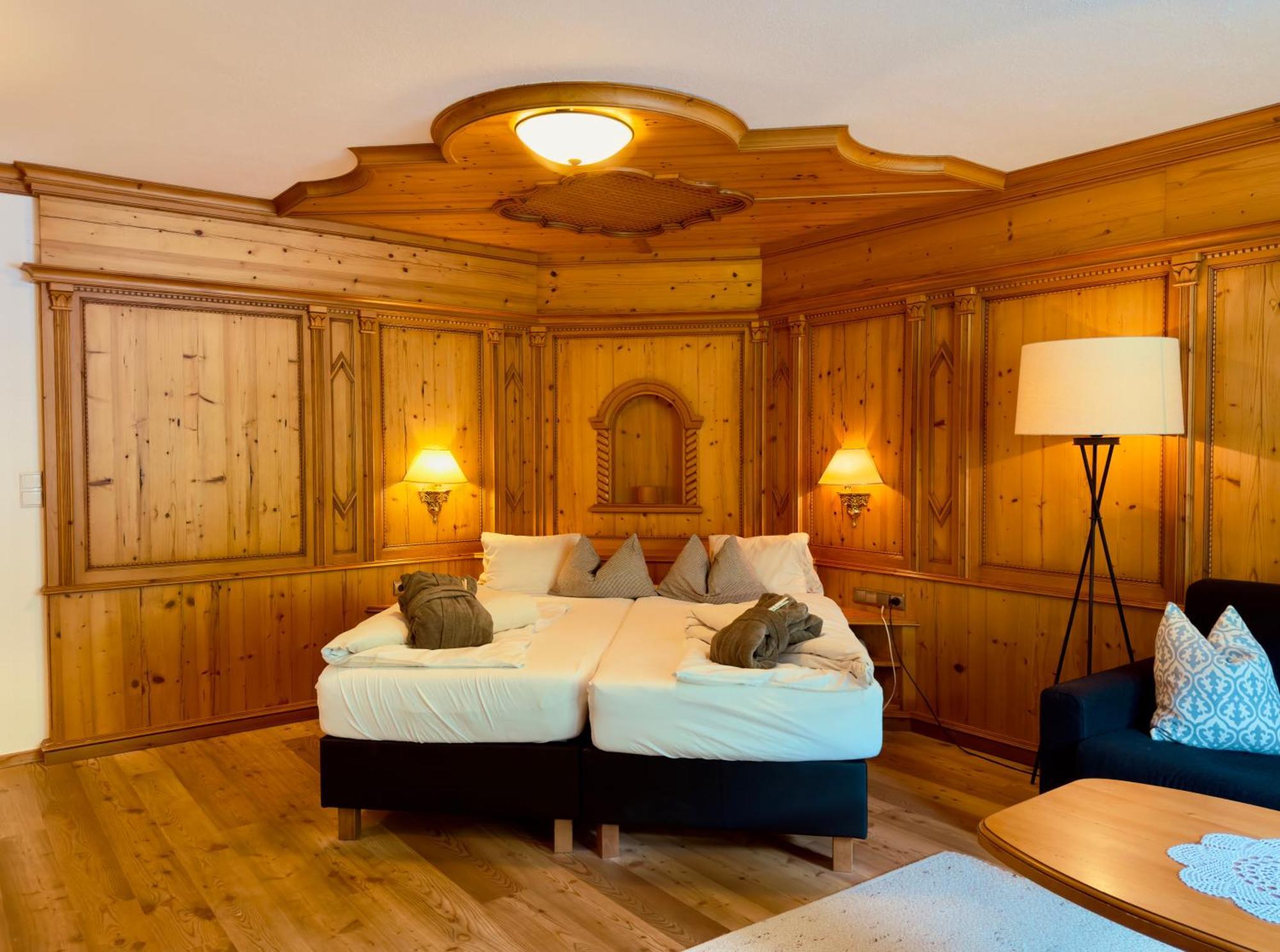 Natur- & Wanderhotel Tuxertal 외부 사진