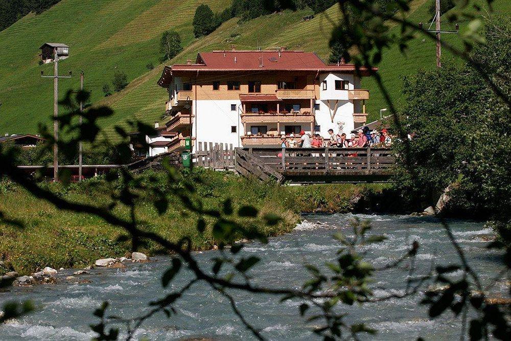 Natur- & Wanderhotel Tuxertal 외부 사진