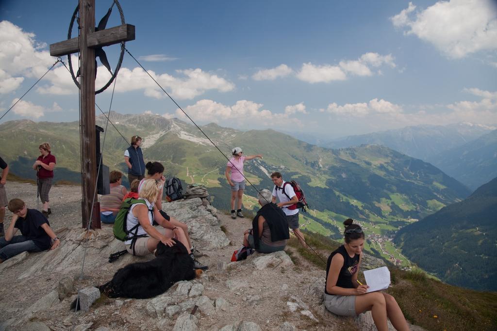 Natur- & Wanderhotel Tuxertal 외부 사진